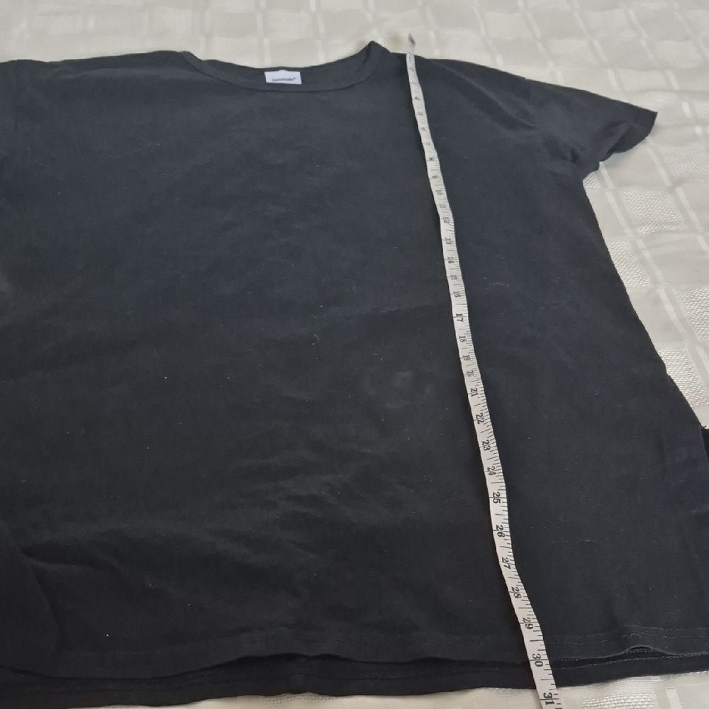 Essential Black Women's Short Sleeve Tee - Picture 12 of 16